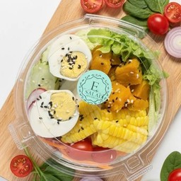 สลัดผักไข่ต้ม
