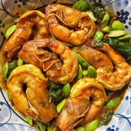 ผัดสะตอกุ้งพริกแกงใต้