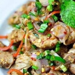 ร้านเจ๊ขวัญส้มตำข้าวตามสั่ง