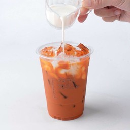 Thai Milk Tea (L).