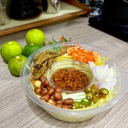 ยำมะม่วงปลากรอบ  (ธรรมดา)