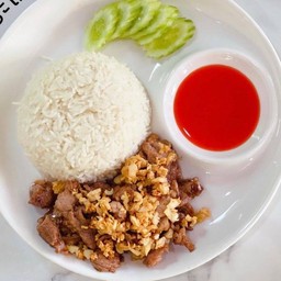 ข้าวหมูกระเทียม