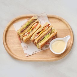 บริยอชแซนด์วิชวากิวแฮมเบิร์กชีสแฟคทอรี่และไข่