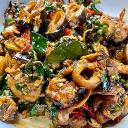 ผัดเผ็ดปลาไหล