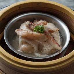 เยื่อไผ่ยัดไส้ราดมันปู