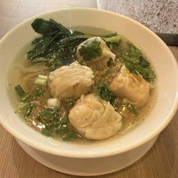 บะหมี่เกี๊ยวกุ้ง