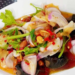 ยำไข่เยี่ยวม้า