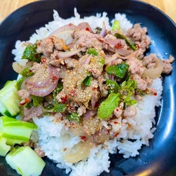 ลาบหมูราดข้าว