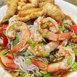 ตำขนมจีนกุ้งลวก (ปูปลาร้า)
