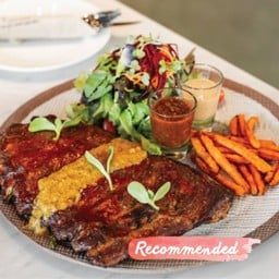 เลดี้ซี่โครงอ่อนซอสเชียงใหม่