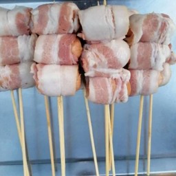 สามชั้นพันไส้กรอก