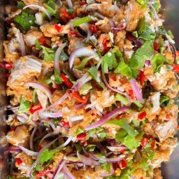 บีบียำไก่แซ่บ (กู่แก้ว)