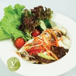 ยำเห็ดสามอย่างเจ