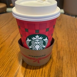 Starbucks โรงแรมเดอะบาซาร์