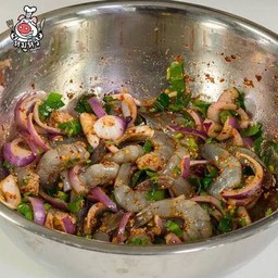 ลาบกุ้งสดหรือสุกแซ่บนัวส์แจ้งใต้เม้นได้ร้าไม่ร้า