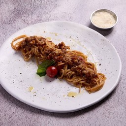 สปาเก็ตตี้ซอสเนื้อ หรือ ซอสทะเล
