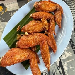 ตำแซ่บชายคลอง (ส้มตำยำอาหารตามสั่ง)