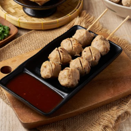 ลูกชิ้นเนื้อปิ้ง (เดลิเวอรี่)