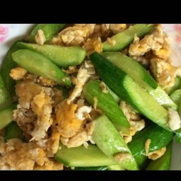 เเตงกวาผักไข่ ( กับข้าว )