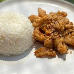 ข้าว+หมูกระเทียม