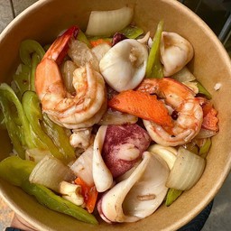 ทะเลผัดพริกหยวก