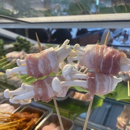 สามชั้นพันเห็ดหิเมจิ