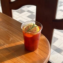 Iced Lemon Tea (ชามะนาวเย็น)