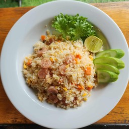 ข้าวผัดแหนม