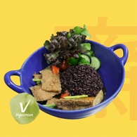 ข้าวกระเพราเนื้อบดจากพืช (Plant Base)