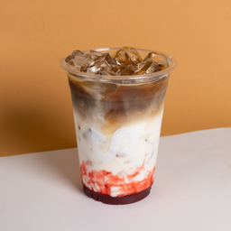 Strawberry Latte - สตรอว์เบอรร์รี่ลาเต้