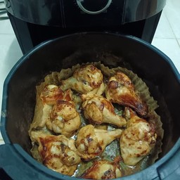 ปีกไก่บน ราดซอส 1ชิ้น (หม้อทอดไร้น้ำมัน)