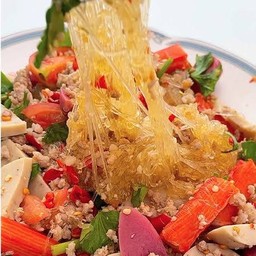 ยำวุ้นเส้นรวมมิตร