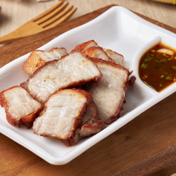 หมูสามชั้นทอดน้ำปลา (เดลิเวอรี่)