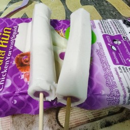 ยอไก่ ไส้หมึก