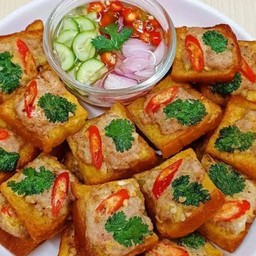 ปังทอด ( หน้าหมู )