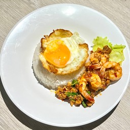 กะเพราไก่สับกุ้ง