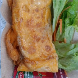 ขนมปังไข่ทอดเนยสลัดผัก