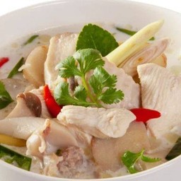 ต้มข่าไก่