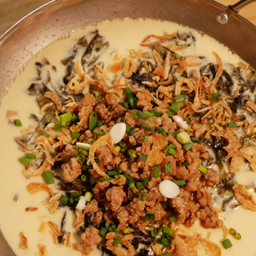 ไข่ตุ๋นทรงเครื่องหม้อไฟ