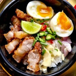 หมูทอดบ้านเฮีย 1