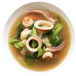 เส้นหมี่ราดหน้าทะเล