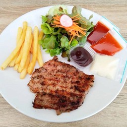 ชุดสเต็กหมู สันนอก