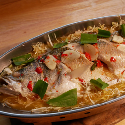 ปลากระพงนึ่งมะนาว