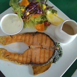 ละมุนสเต็ก ปากช่อง หนองสาหร่าย