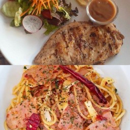 [เซตสุดฮิต] ชุดสเต็กไก่ อกไก่ไม่มีหนัง + สปาเก็ตตี้พริกแห้ง