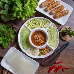 แหนมเนืองชุดใหญ่ 8 ไม้