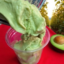 อะโวคาโด้ปั่นนมสด (แฮซ)