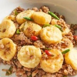 ข้าวหน้าหมูสับผัดพริกขี้หนูสวน, เต้าหู้ไข่ทอด