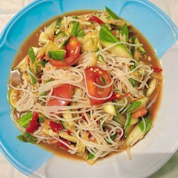 ตำซั่วแตง