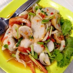 ยำ&ลูกชิ้นทอด&น้ำชง